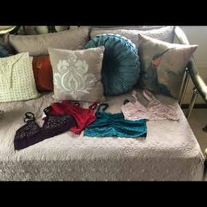 Lot of 4 NEW Soma Lace Bralettes XL